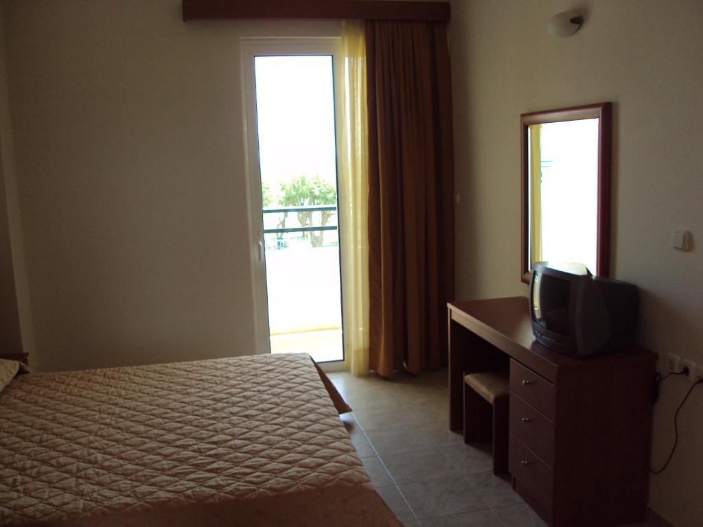 Al Mare Apartments Afandu Pokój zdjęcie